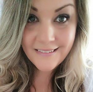 Meet your Posher, Pam